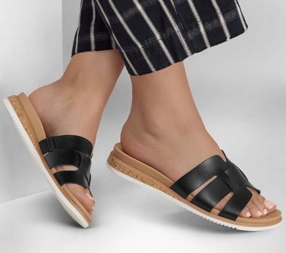 BOBS Desert Kiss Low - Peak Look | Skechers US