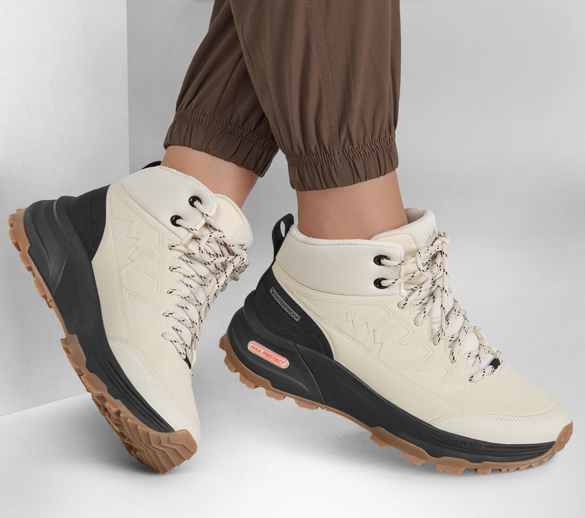 Waterproof: Max Protect Legacy - Weekend Getaway | Skechers outlet