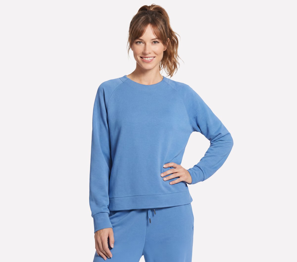 Cozy Luxe Crewneck | Skechers online