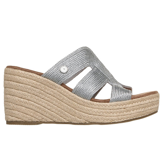 Martha Stewart: Iris - Unstoppable | Skechers US