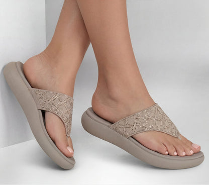 Relaxed Fit: Asana Luxe - Keep Dazzling | Skechers USA